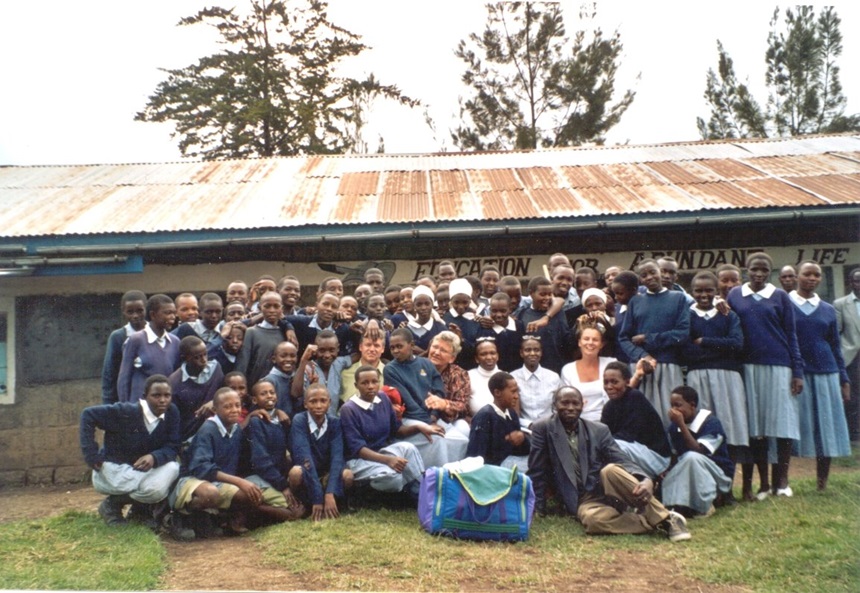 Kabati Primary School - Erster Kontakt 2003